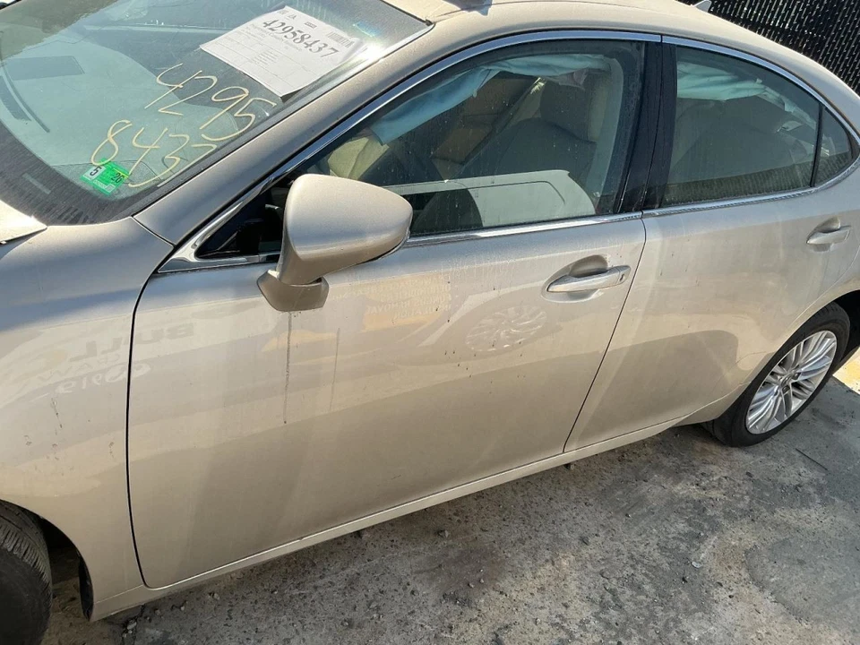 Driver Left Front Door Laminated Glass Fits 13-18 LEXUS ES300H 2208068 Foto 1 de 1