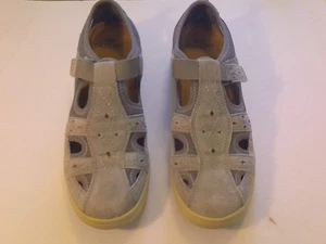 Earth Origins Faux Suede Fisherman Sandals Effie Gray Size 7.5M - Picture 1 of 5
