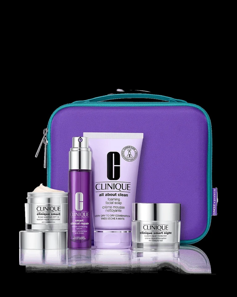 Clinique Smart Super Stars: Clinique Smart Set - Valor de $242.50 NUEVO Foto 1 de 1