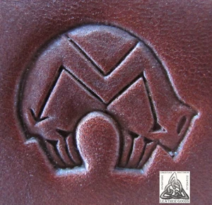 Discontinued Craftool Co. Native American Zuni Bear 1" Leather Stamp 8454 - Picture 1 of 3