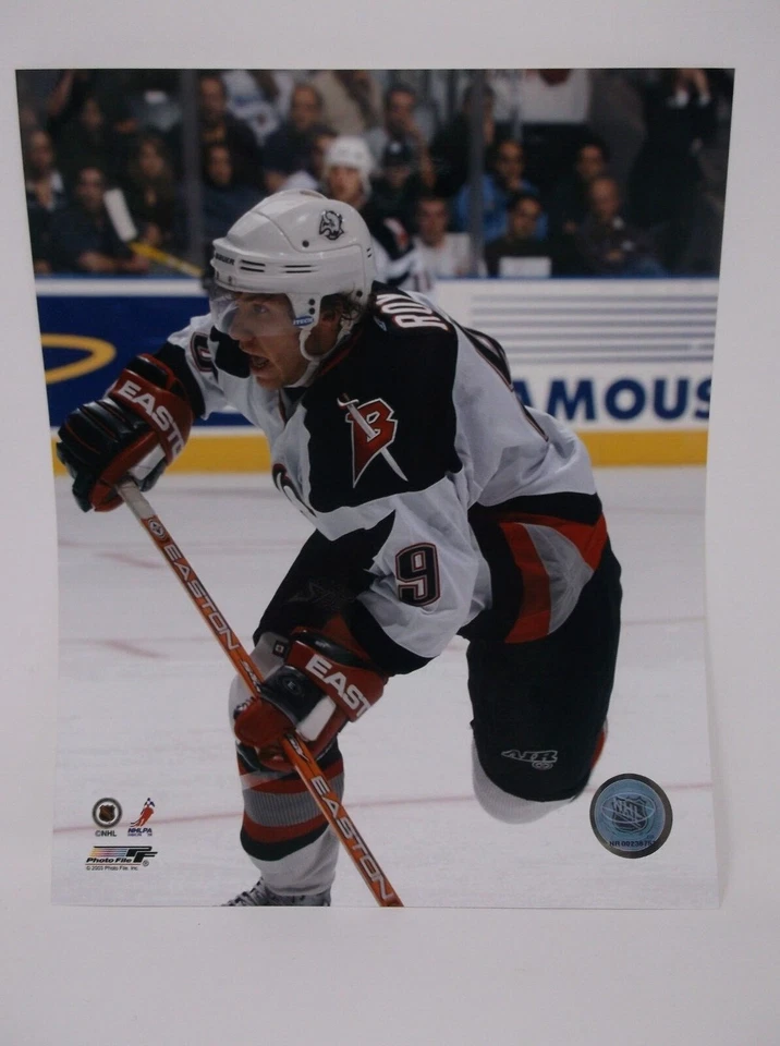 Derek Roy Buffalo Sabres NHL 8x10 foto a color sin firmar #3 Foto 1 de 1