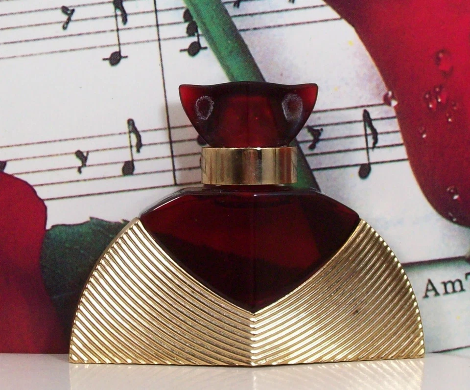 Perfume Raffinee 0,25 OZ Por Houbigant. UB Foto 1 de 1