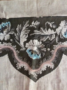 Antique unused Berlin woolwork beadwork shaped shelf pelmet roses garland leaves - Picture 1 of 13