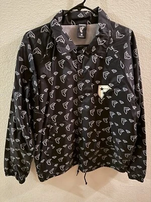 Rompevientos estrellas y correas famosas talla M Foto 1 de 4