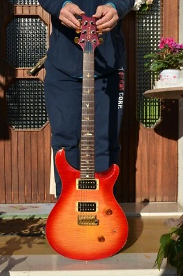 Chitarra P.R.S 24 Custom Sunburst 1991 Foto 1 de 3