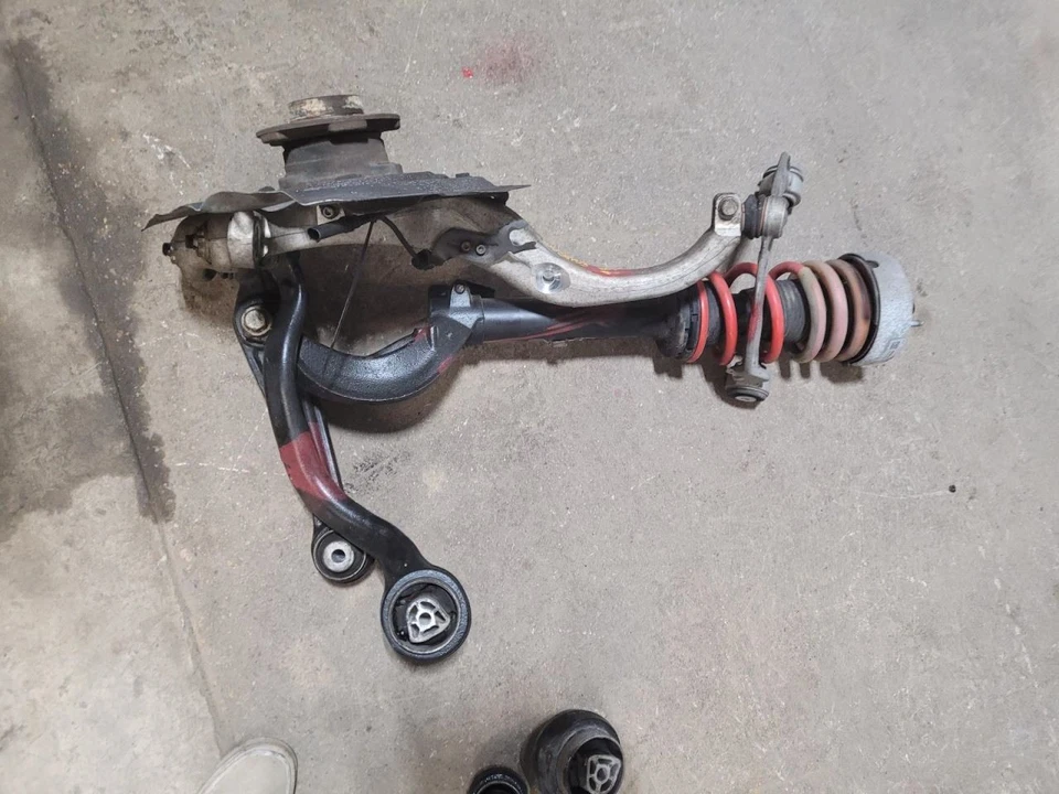 (LOCAL PICKUP ONLY) Passenger Right Front Knee Twin Turbo Fits 15-19 BMW X6 2058 - Image 1 of 1