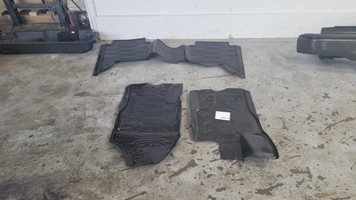 2019-2023 Ford Ranger Full Set of Front & Rear OEM Black Rubber Floor Mats Foto 1 de 4