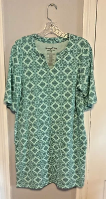 Hang Ten Women's Medium UPF 50+ Breathable Lightweight Dress Aqua Pockets - Image 1 of 4