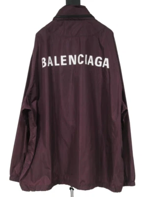 Chaqueta cortavientos Balenciaga para hombre con logotipo 54 XL granate de nailon con capucha parka Foto 1 de 4