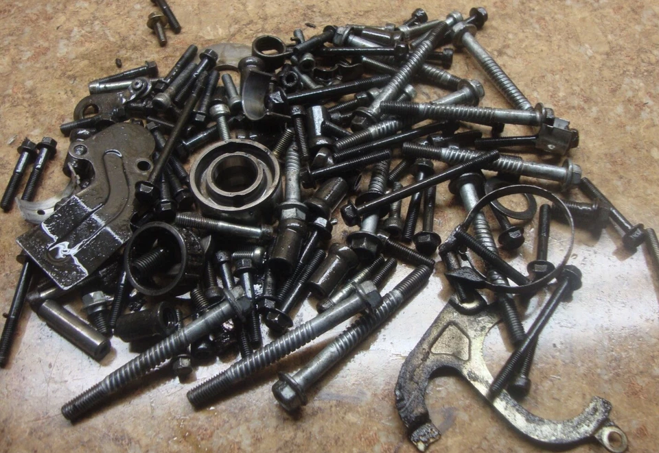 1992 Yamaha FZR600 FZR 600 FZR600R Engine Motor Nuts Bolts Parts Hardware Lot 92 - Image 1 of 1