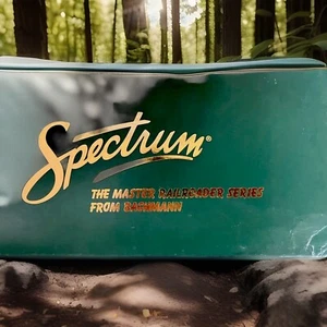 On30 BACHMANN SPECTRUM LOGGING AND MINING CARS V Dump. 3 Car Set. Damaged Box - Picture 1 of 2
