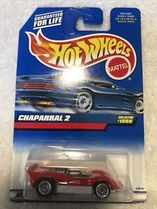HOT WHEELS–CHAPARRAL 2–1999 COLLECTOR #1008 - Red/ White