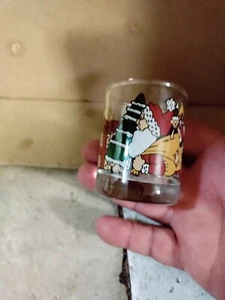 Clear Glass Votive Candle Holder Santa with Presents - Picture 1 of 7
