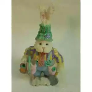Gardening Easter Bunny Resin Figure ID509 - Picture 1 of 6