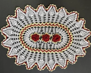 Oval Häkeldeckchen Läufer erhaben Blumen Herzstück Landhaus rot gelb Vintage - Bild 1 von 12
