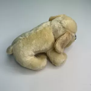 Ganz Webkinz Giallo Labrador Cucciolo Cane Peluche Peluche HM153 9" Con Codice - Foto 1 di 5
