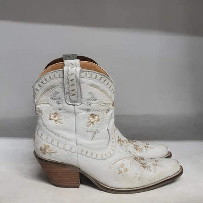 Dingo Primrose Ankle Boot White Women's Size 8M (READ DESCRIPTION) - Image 1 of 4