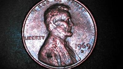 1969 D Lincoln Penny. 'Floating Roof', No 'FG' Initials at base of memorial (RT) - Image 1 of 4