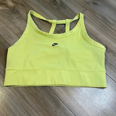 Sutiã esportivo Nike Dri-Fit amarelo claro/verde feminino tamanho G academia treino - Imagem 1 de 3