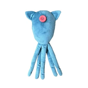 Coraline Squid Peluche Giocattolo Ispirato al Film Figura di Peluche Blu con Dettaglio Bottone - Foto 1 di 4