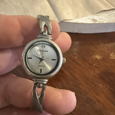 Reloj Chateau Ch/1002Sv Tono Plateado Mujer Damas Necesita Batería  Foto 1 de 4