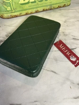 NUEVO CON ETIQUETAS Merona Verde Acolchado Mujer Bolso sin astillas Pequeño en un Lado Foto 1 de 4