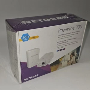 Netgear Powerline 200 Mini WiFi Extender Internet Access Point XAVB1301 NEW - Picture 1 of 2