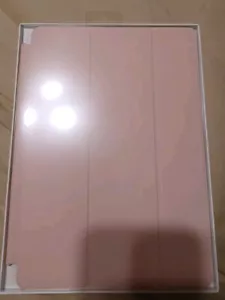 Brand new Apple Smart Cover for 10.5 inch iPad Pro - Pink sand MU7R2ZM/A - Picture 1 of 2