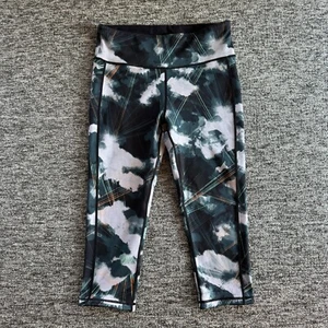 Sweaty Betty Leggings Womens Size Large Clouds Print 3/4 Length Gym Workout - Picture 1 of 7