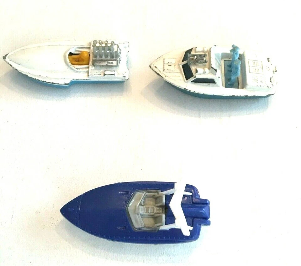 Matchbox Lesney Boats '75 Seafire #5, '78 lanzamiento policial #52, '00 barco torre Foto 1 de 4