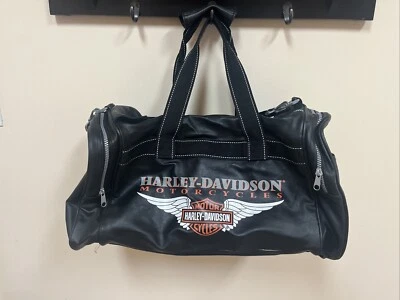 Bolso de viaje Harley Davidson de cuero sintético negro con doble cremallera Foto 1 de 4