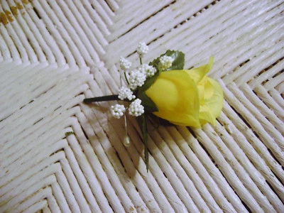 Pin rosa boutonniere~corsé~tu elección~novio~padrino~promoción~boda~quinceañera Foto 1 de 4