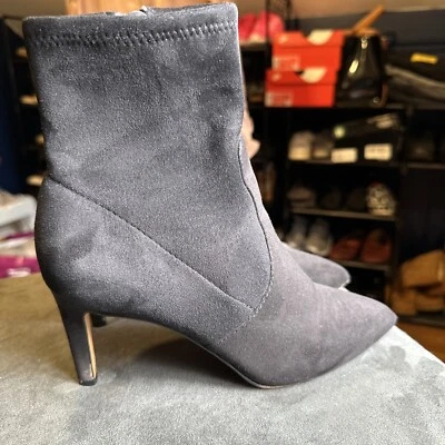 BOTAS NUEVAS ANN TAYLOR NEGRAS GAMUZA CHELSEA STILETTO TALLA 7 Foto 1 de 4