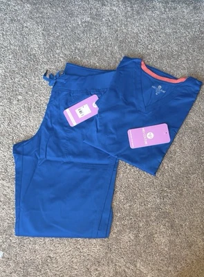 Conjunto Med Couture Touch Scrub Royal M – Top 7459 e Calça Jogger 7710 – Novo com etiquetas - Imagem 1 de 4