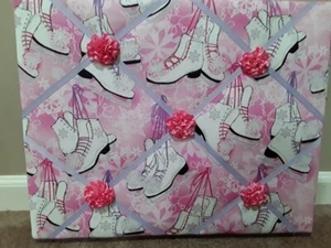 Cute Ice Skates Themed Memory Board with Pom Pom Accents - Picture 1 of 2