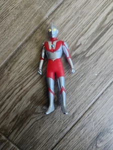 ultraman powered vinyl figure 5 1/2 inches 2019 - Picture 1 of 4