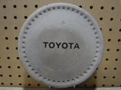 Cubierta de buje tapa central para Toyota 1986 1987 1988 Corolla 42603-02050-A Foto 1 de 4