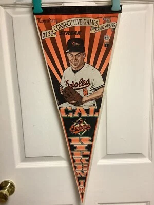 "Banderín de jugador vintage de los 90 Cal Ripken Jr 2131 Baltimore Orioles MLB 11,5""x29""" Foto 1 de 4