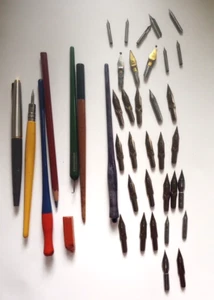 Vintage Calligraphy Lot with 32 Speedball Esterbrook Hunt Nibs+Parker Pen +tools - Picture 1 of 8