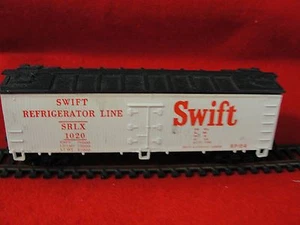 HO Scale Swift Refrigerated Box Car! SRLX 1020 - Gently Used - Imagen 1 de 2
