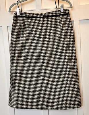 HAROLDS Women’s Size 8 100% Wool Herringbone Skirt Black White Lined Faux Pocket - Image 1 of 4