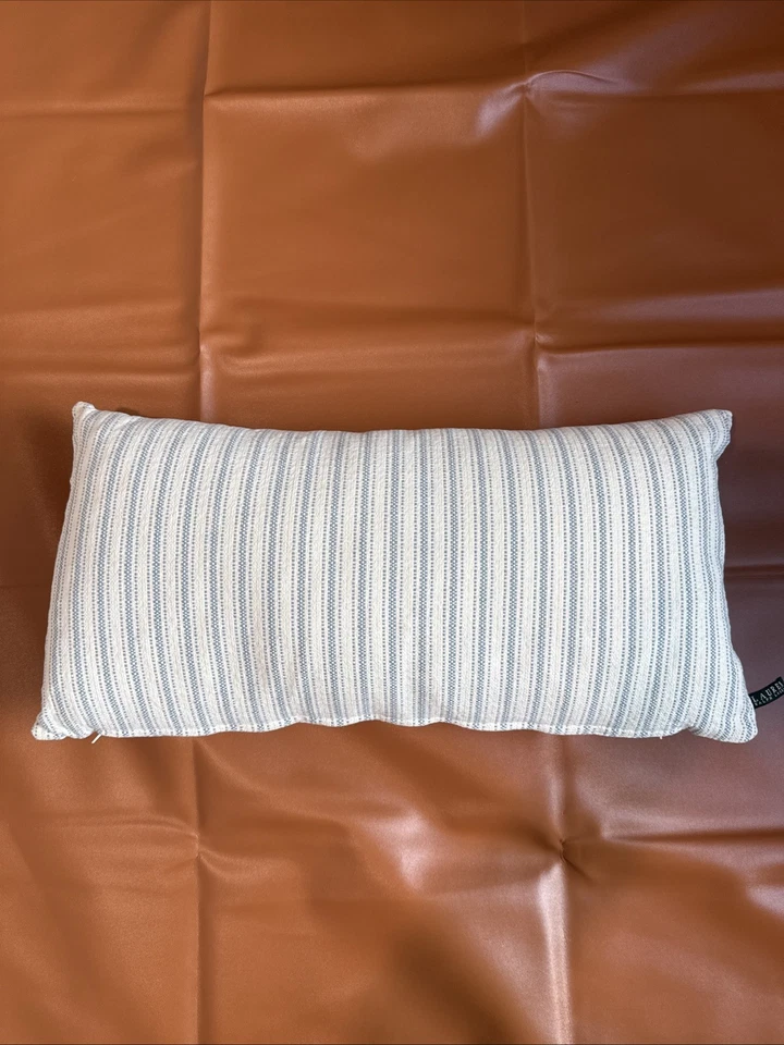 "Almohada Lauren Ralph Lauren azul blanco a rayas 23""x 11""" Foto 1 de 4