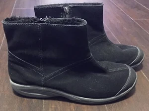 EASY SPIRIT Size 10M Lockdown Suede Leather Black Faux Fur Ankle Bootie EUC - Picture 1 of 7