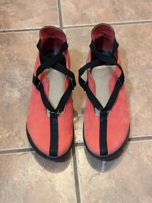 Arche Women's Leather Comfort Loafers Size 6 - Image 1 of 4