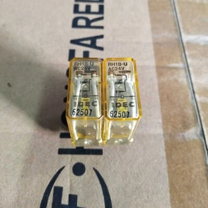 2PCS IDEC RH1B-U-AC24V Power Relay 24VAC 50/60Hz / - Picture 1 of 1