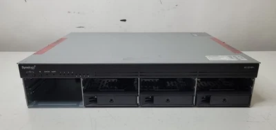 Synology RackStation RS1221RP+ Ryzen V1500B 4 GB di RAM senza HDD senza orecchie rack - Immagine 1 di 4