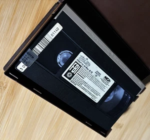 The Wild Life (1984) VHS, Christopher Penn, Rick Moranis, Lea Thompson, Rare* - Picture 1 of 1