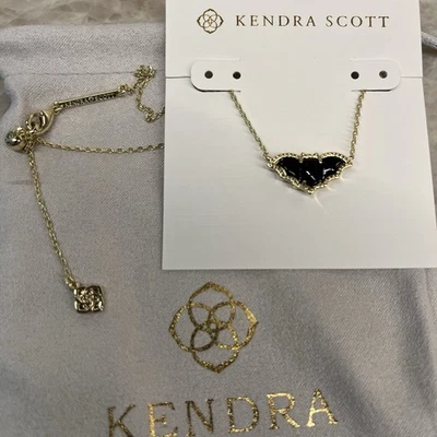 🦇New Kendra Scott Bat Pendant Gold Link Chain Necklace✨ - Image 1 of 4