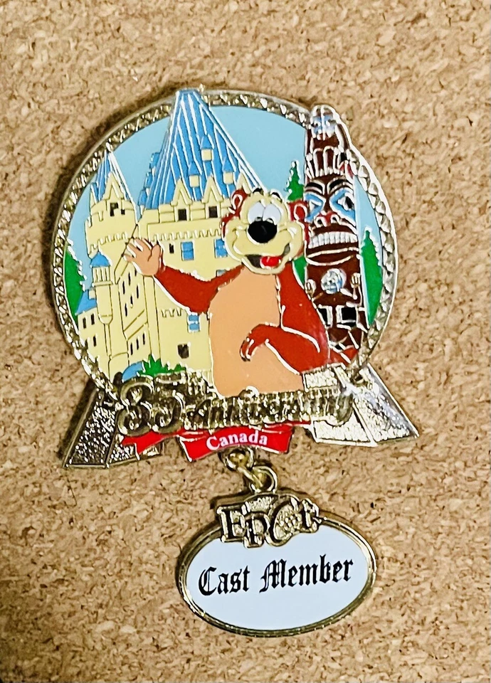 Cast Exclusive Epcot 35th Anniversary Canada Humphrey Bear Disney Pin LE Dangle - Image 1 of 1