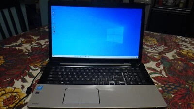 Toshiba satellite L75-B7118, 17.3", I7, 16GB, 1TB, Windows10, nice laptop - Image 1 of 4